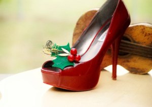 sophisticata Christmas Red & Kelly Green Shoe Clips
